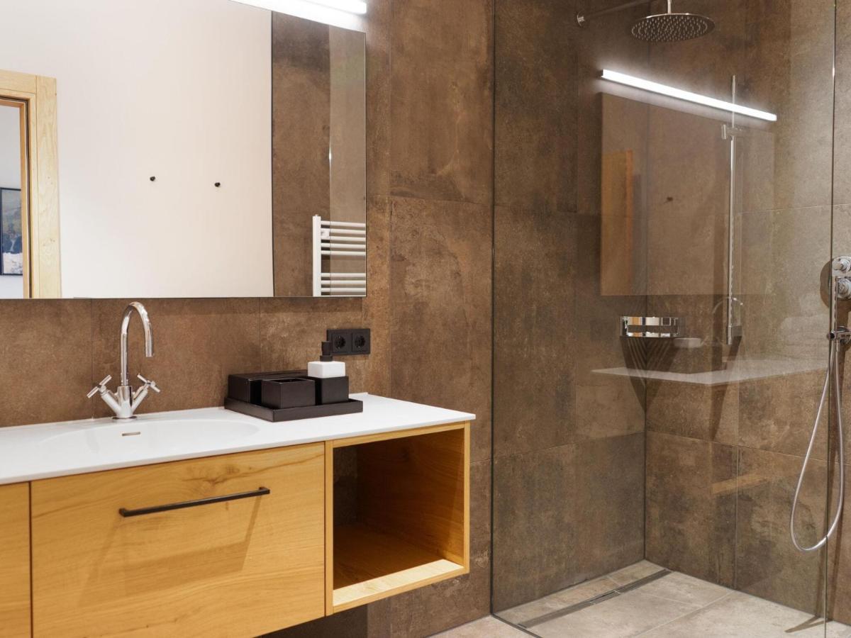 Apartment In Schroecken Near Ski Area Екстер'єр фото